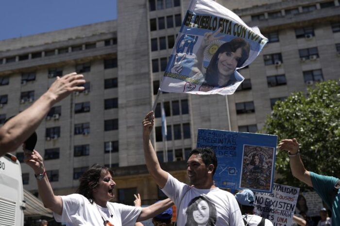 Cristina Fernandez asegura que su condena a seis años de carcel corresponde a “mafia judicial” : Noticias de