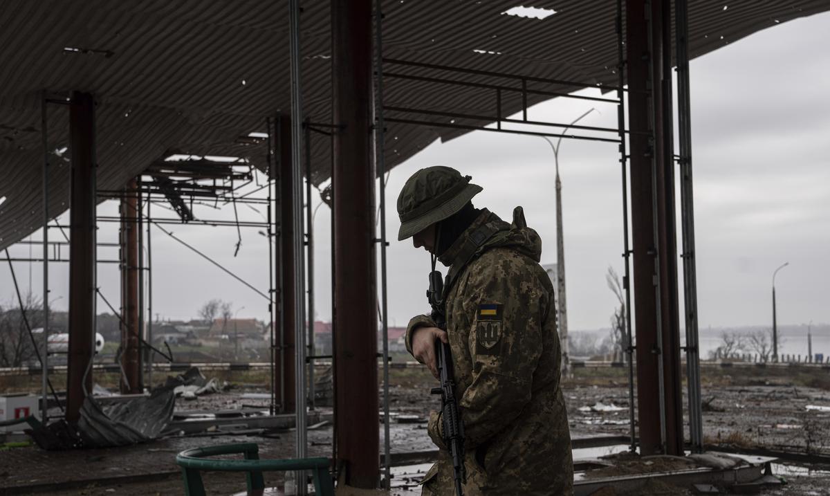 Ataque ruso en Jerson deja siete muertos y 58 heridos en la vispera de Navidad : Noticias de