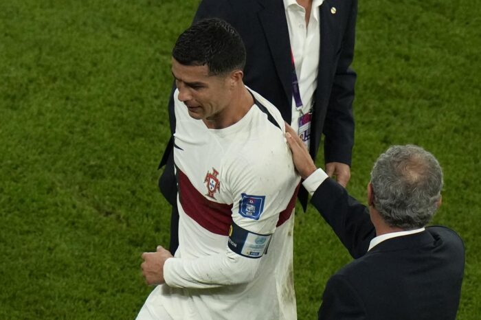 Fernando Santos, tecnico de la eliminada Portugal, no se arrepiente de dejar a Cristiano Ronaldo en el banco : Deportes de Puerto Rico