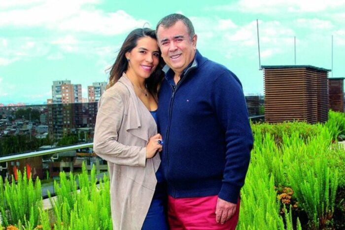 quien es su esposa que lo espera tras anuncio de salud : Entretenimiento de Colombia