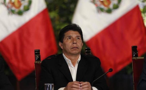 Castillo es detenido tras un intento frustrado de imponer un Gobierno de excepcion en Peru : Internacional de