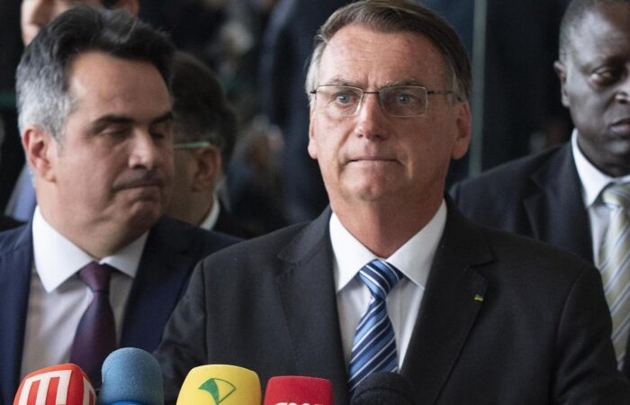 Bolsonaro rechaza tibiamente el intento de golpe de Estado de sus simpatizantes : Internacional de