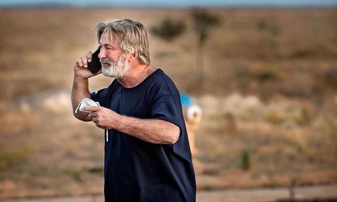 Alec Baldwin sera acusado de homicidio involuntario por el asesinato de la directora de fotografia de Rust : Entretenimiento de Argentina