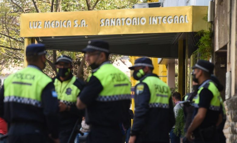 Investigan en Tucuman a cinco trabajadores de la salud con sintomas de neumonia : Noticias de Argentina