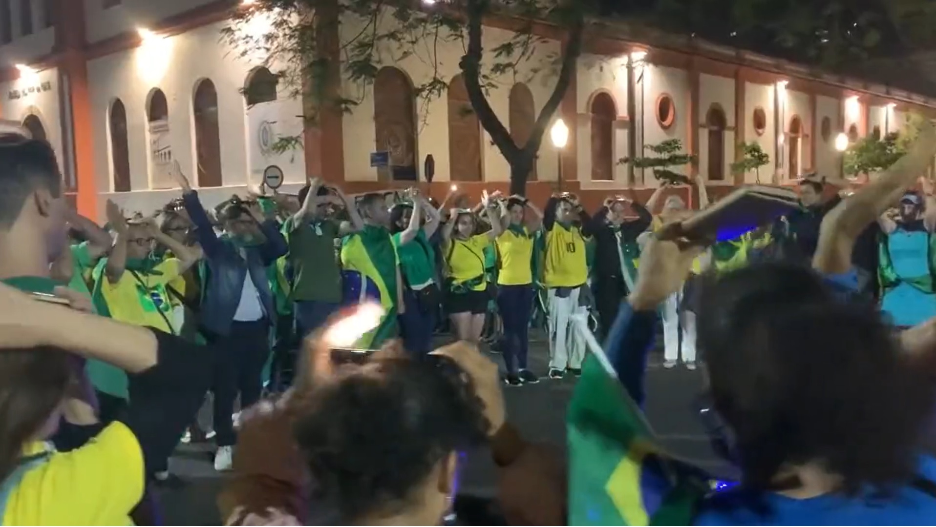 El Gobierno de Lula desmantela las protestas de los radicales con mas de 1.500 detenidos y comienza a depurar responsabilidades : Internacional de