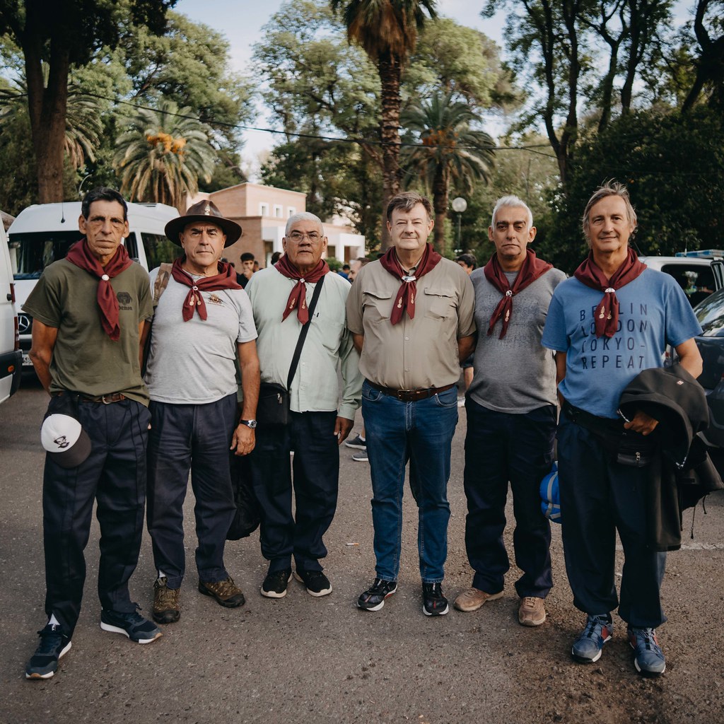 Por primera vez, los Granaderos reservistas realizan el Cruce de los Andes : Entretenimiento de Argentina