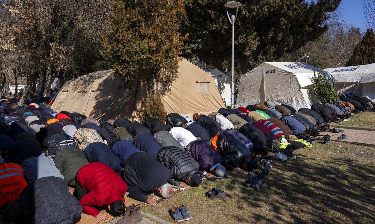 Se eleva a 43,360 la cifra de victimas mortales del terremoto en Turquia y Siria : Noticias de