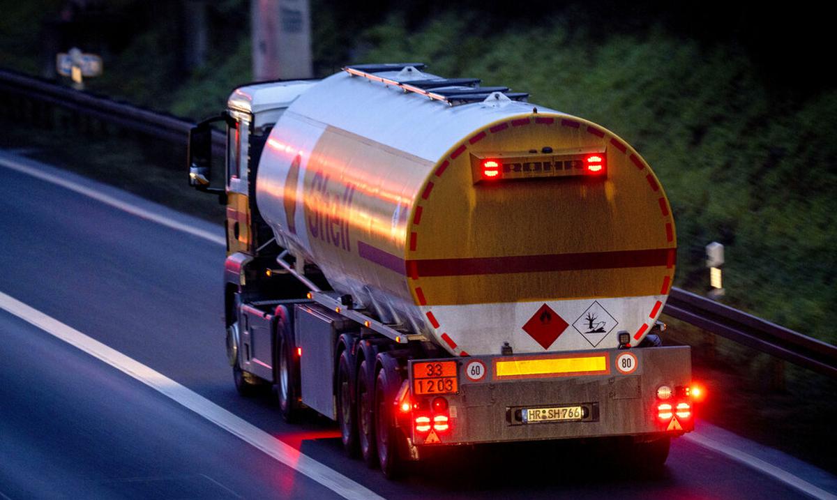 Paises del G7 y la Union Europea acuerdan imponer un precio maximo al petroleo ruso : Noticias de