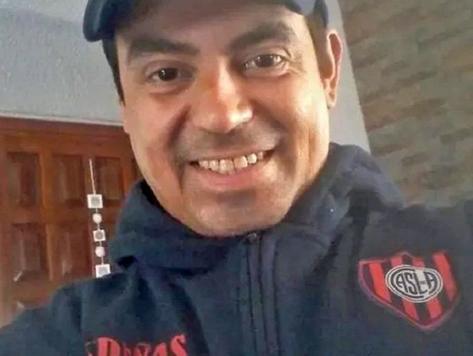 Derrumbe de hielo y piedra causo la muerte de un turista en el cerro Hielo Azul de El Bolson : Noticias de Argentina