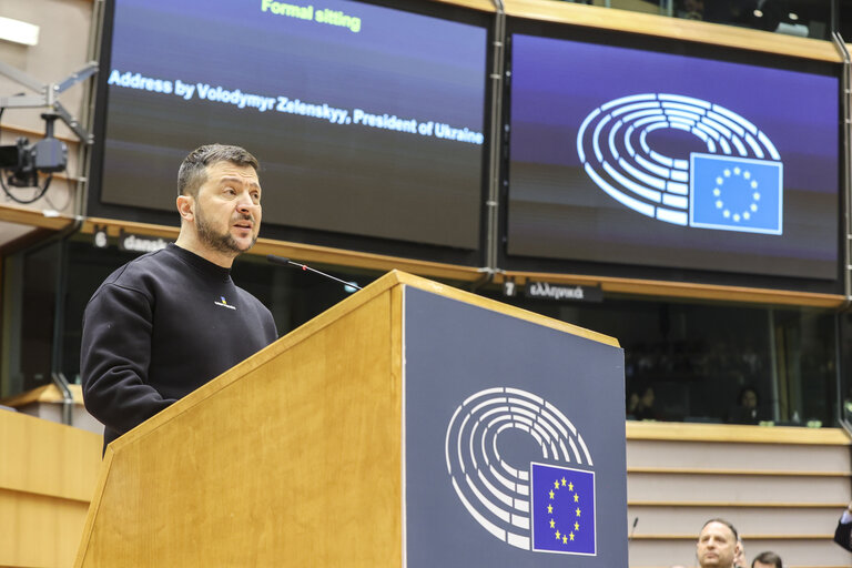 Ucrania denuncia que dos misiles rusos Kalibr lanzados desde el mar Negro han penetrado en el espacio aereo de la OTAN : Internacional de