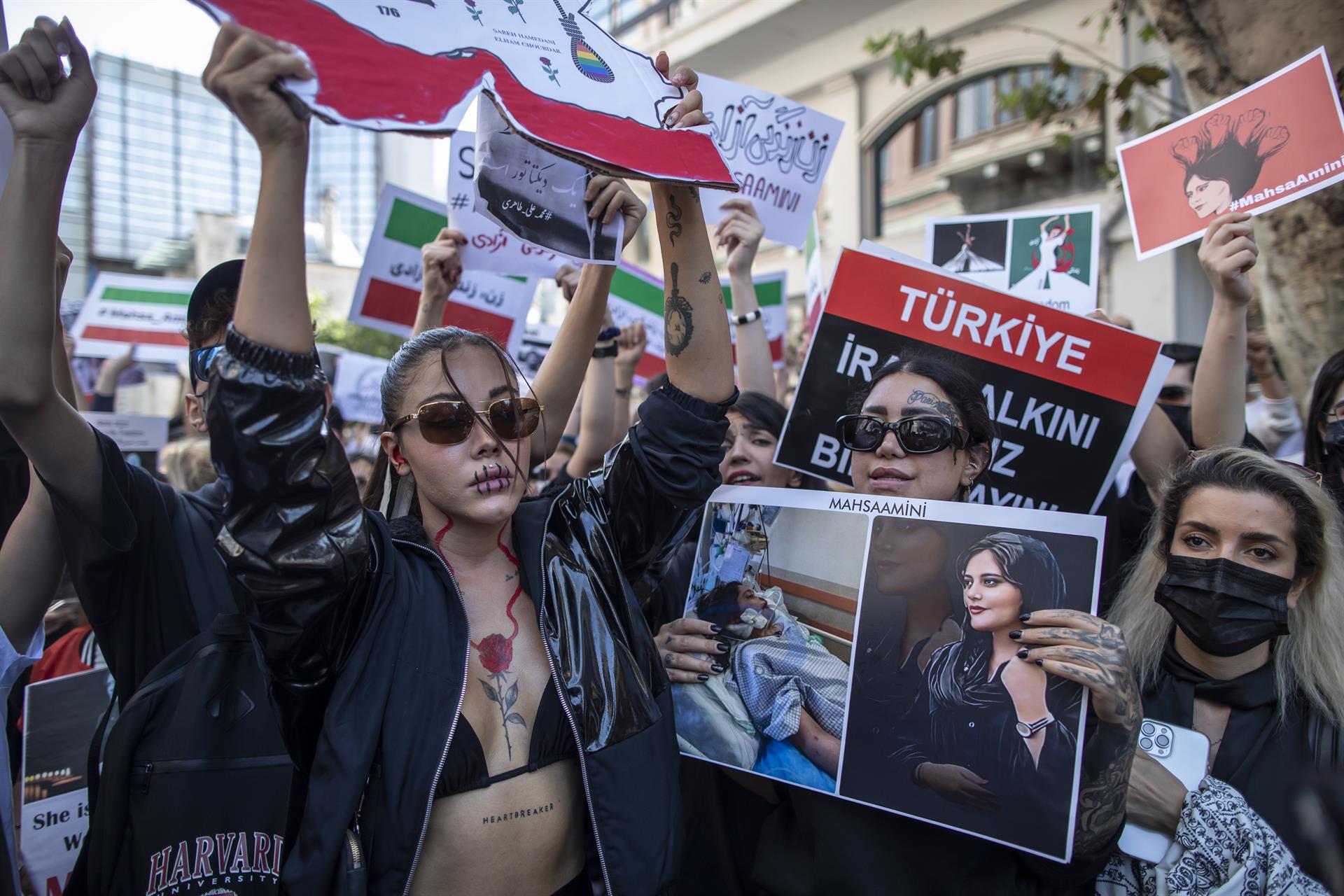 El presidente de Iran afirma que el velo es una “necesidad religiosa y legal” para las mujeres : Internacional de