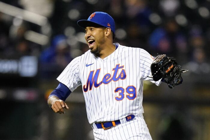 Edwin “Sugar” Diaz no descarta lanzar esta temporada con los Mets, tras operacion de rodilla : Deportes de Puerto Rico