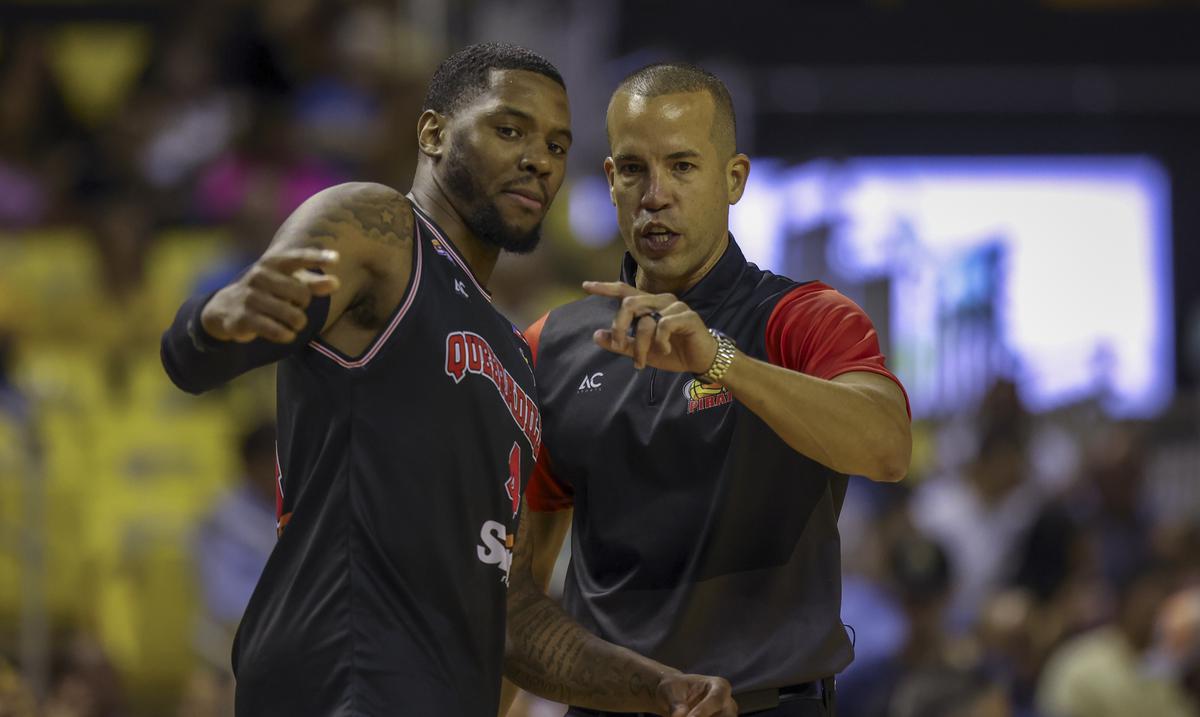 Arecibo se desbordo de cariño por Rafael “Pachy” Cruz en su regreso : Deportes de Puerto Rico