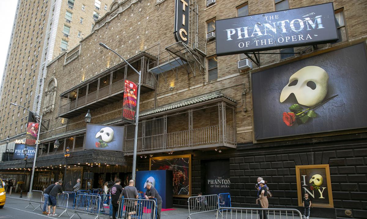 Baja el telon para “El Fantasma de la Ópera” tras mas de 35 años en Broadway : Entretenimiento de Puerto Rico