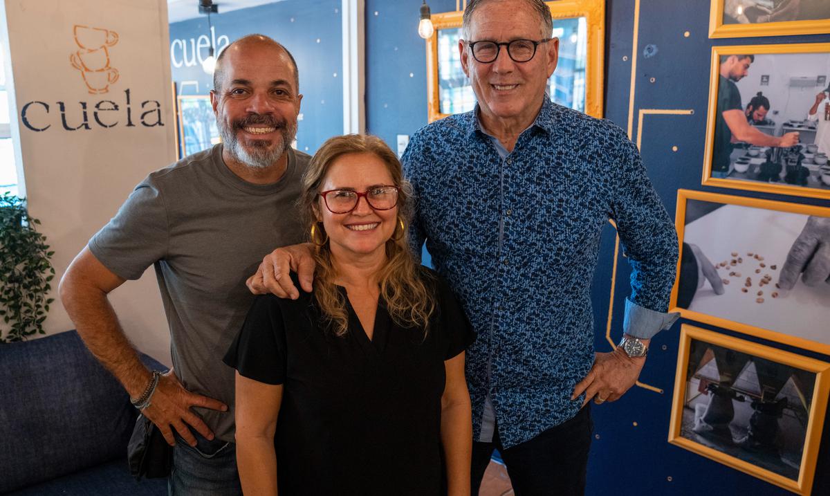 Podcast: recuerdan su labor periodistica en Vieques : Noticias de Puerto Rico