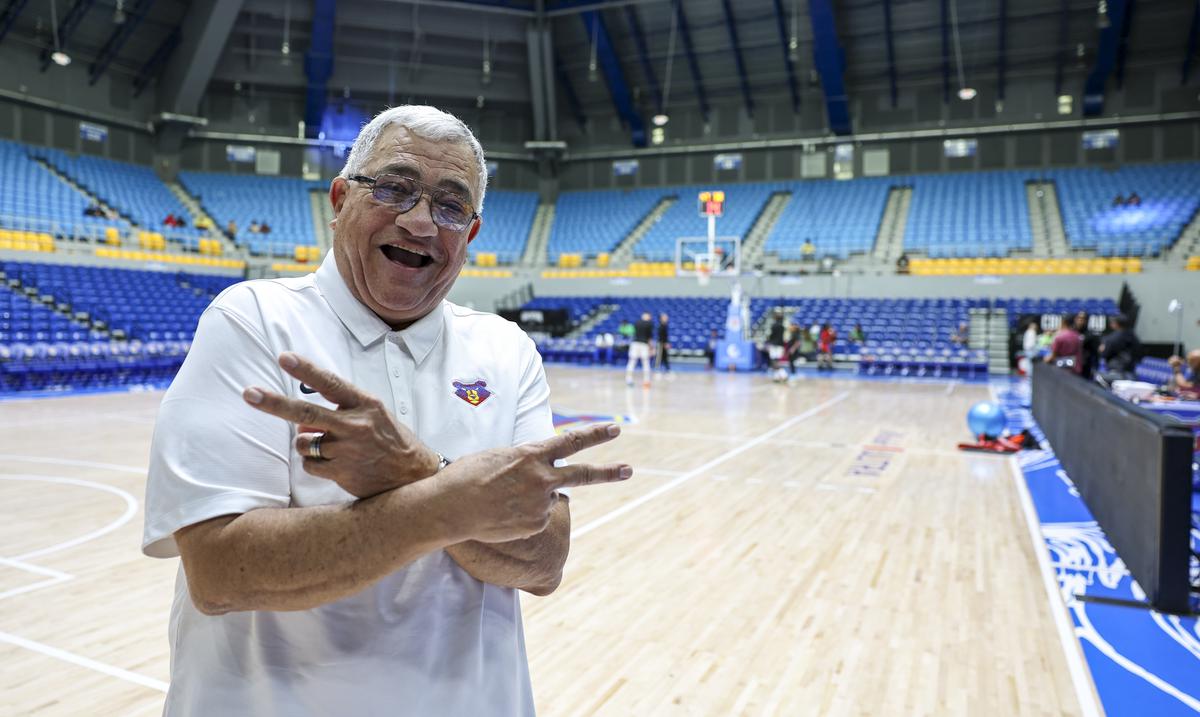 Con casi seis decadas en el BSN, Flor Melendez es un obrero incansable del baloncesto: “Esta es mi vida” : Deportes de Puerto Rico