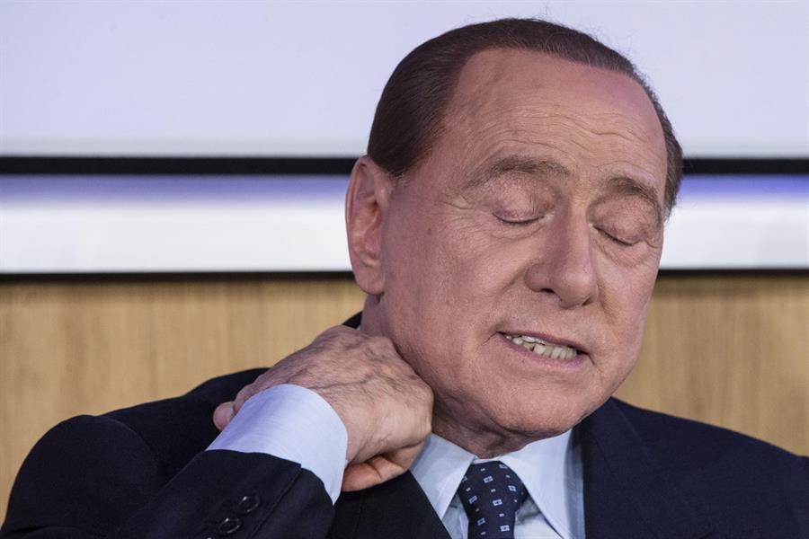 Berlusconi ha comenzado la quimioterapia para la leucemia que padece : Internacional de