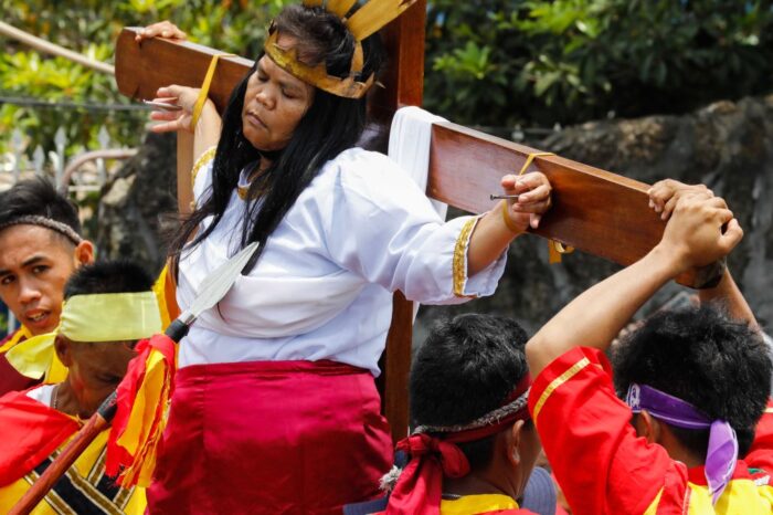 A pesar del rechazo de la Iglesia, filipinos recrean sus famosas crucifixiones en Viernes Santo : Noticias de