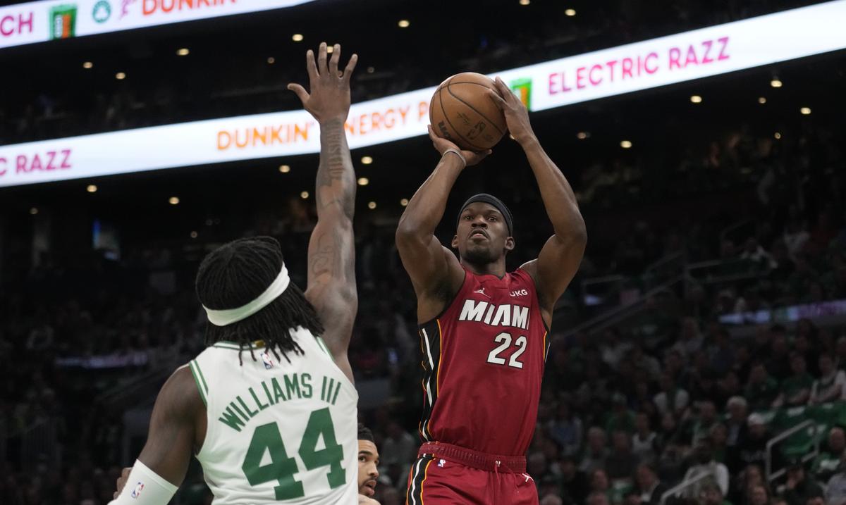 Jimmy Butler y el Heat se roban el primer juego de la final de la Conferencia Este : Deportes de Puerto Rico