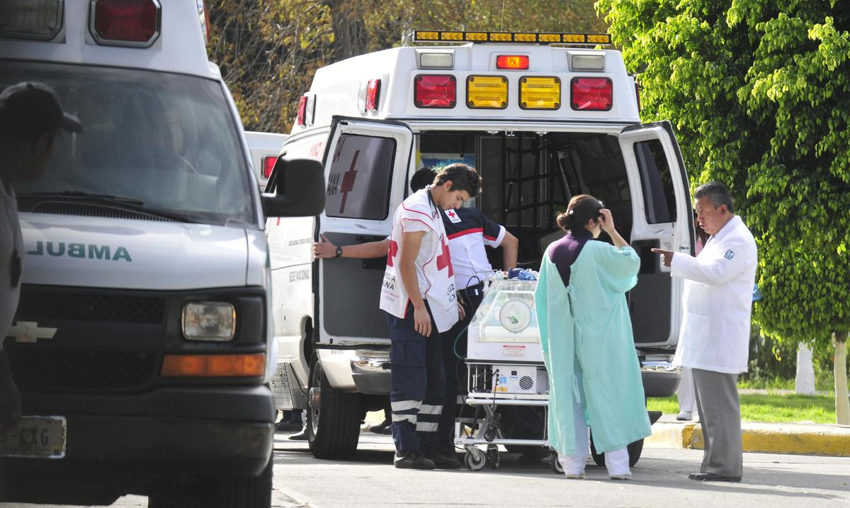 Muere bebe de 11 meses tras seis horas en espera de traslado a un hospital en Portugal : Noticias de
