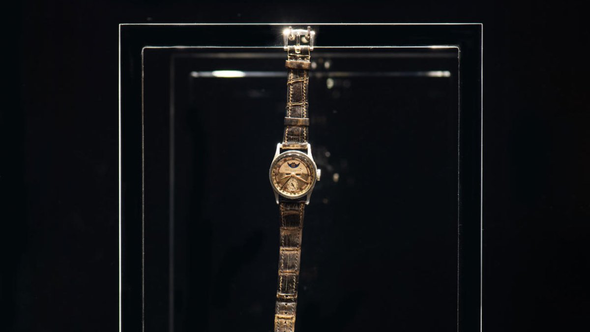 El reloj del ultimo emperador de China bate records en una subasta : Noticias de