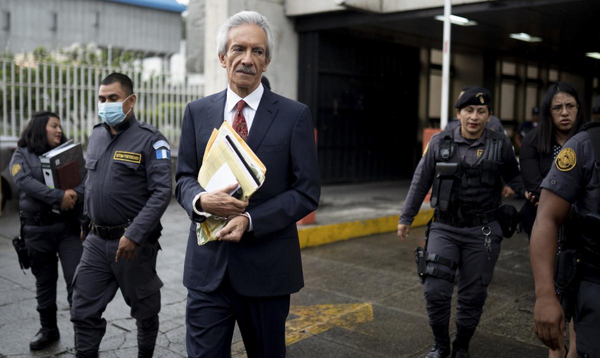 Fiscal de Guatemala pide 40 años de prision en caso contra el periodista Jose Ruben Zamora : Noticias de