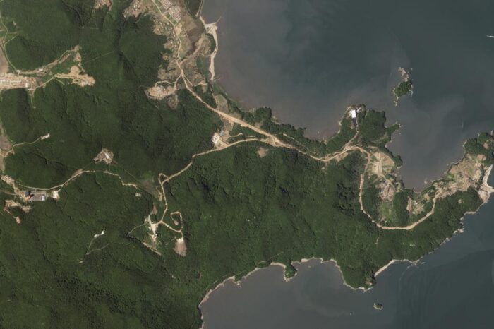 Fracasa Corea del Norte en su primer intento de lanzamiento de un satelite espia : Noticias de