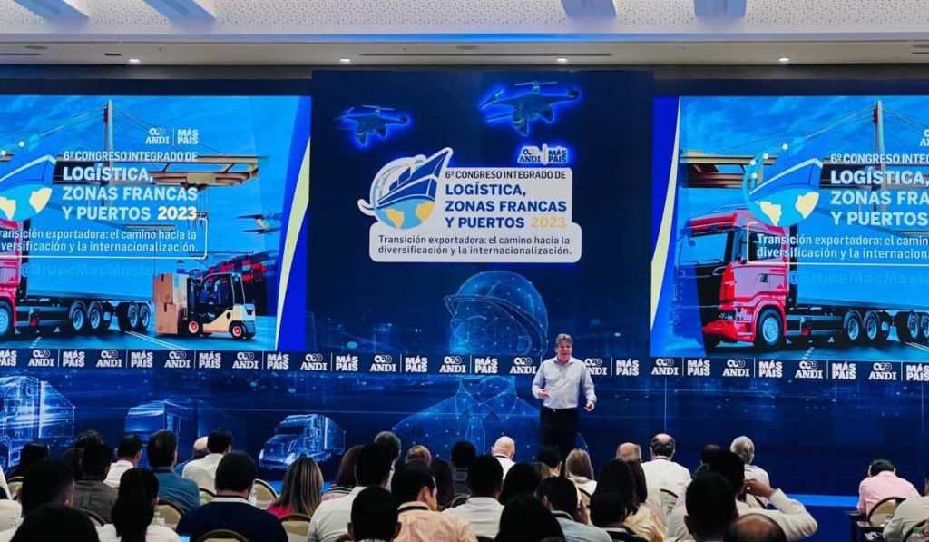 Bruce Mac Master, presidente de la Andi, critico PND de Gustavo Petro : Noticias de Colombia