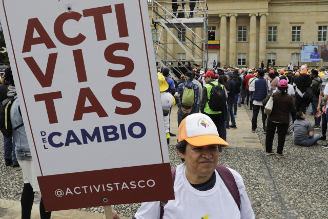 Petro llama al pueblo colombiano a movilizarse por las “reformas del cambio” : Noticias de Colombia