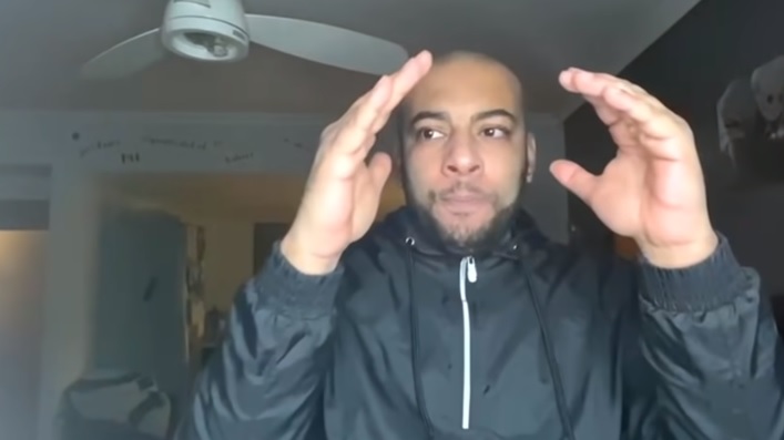 Quien es Borja Escalona: todas las polemicas del controvertido ‘youtuber’, desde su detencion por agresion hasta las gafas de sol : Entretenimiento de España