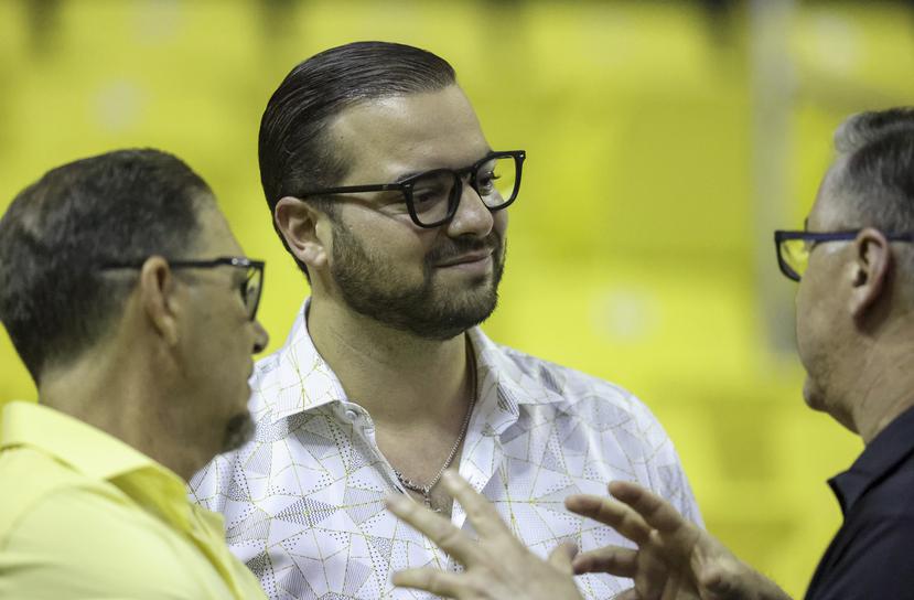El BSN redujo la suspension de Juan Cardona y debuto con un victoria como dirigente de Arecibo : Deportes de Puerto Rico