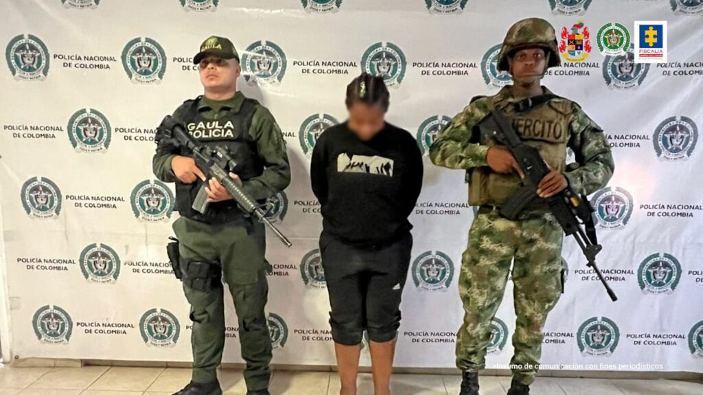 mujer con 3 hombres secuestraron personas por no encontrar mercancia : Noticias de Colombia