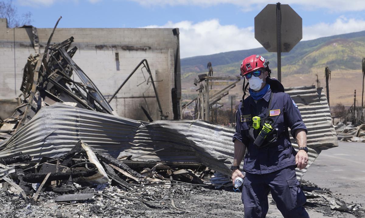 Hawaii reporta 93 muertos por el incendio y advierte que aun estan empezando a contar perdidas : Noticias de