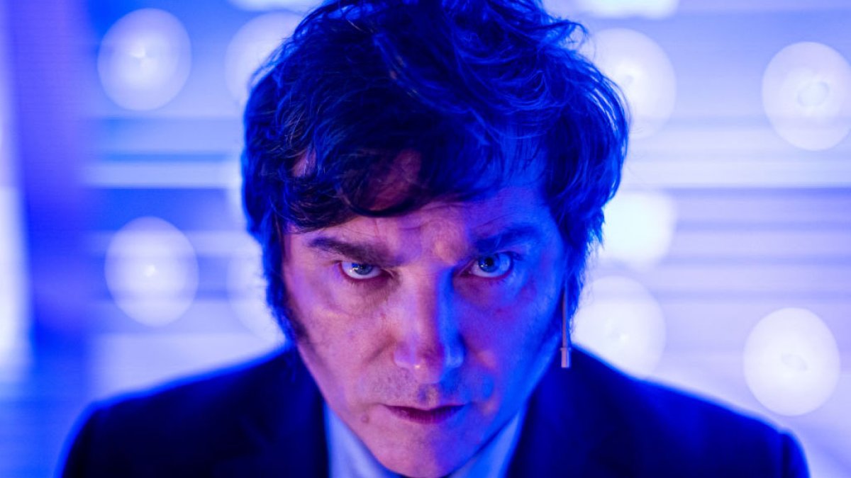 Javier Milei, el polemico candidato presidencial argentino, elogia a Trump y critica al papa Francisco : Noticias de