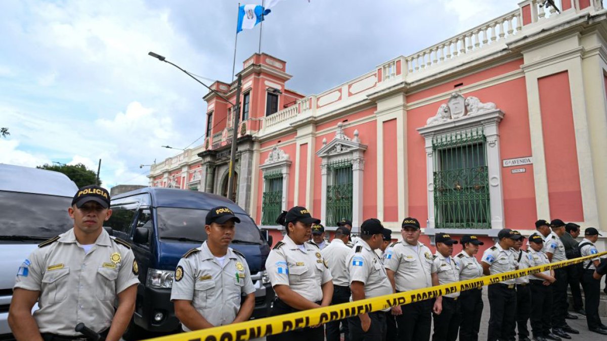 Guatemala: fiscales secuestran actas electorales tras nuevo allanamiento : Noticias de