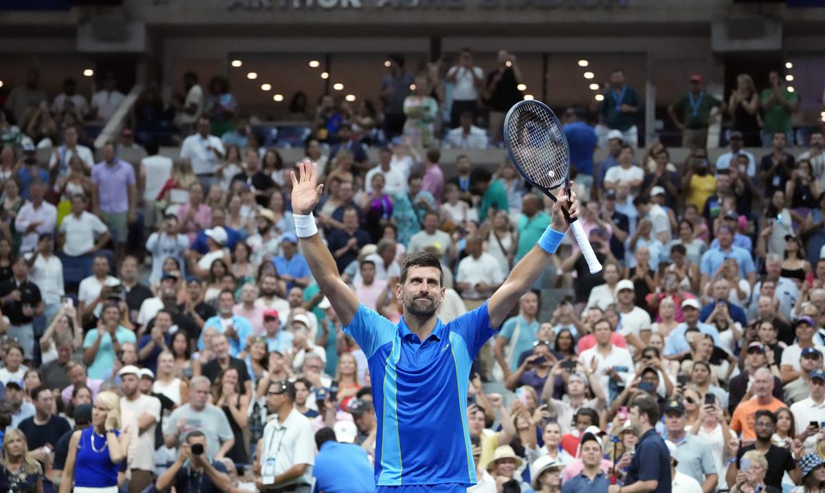 Novak Djokovic avanza a los cuartos de final del Abierto de Estados Unidos al vencer al croata Borna Gojo : Deportes de Puerto Rico
