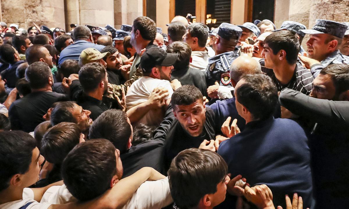 Por que los nuevos combates en una region de Azerbaiyan podrian resultar en otra guerra con Armenia : Noticias de