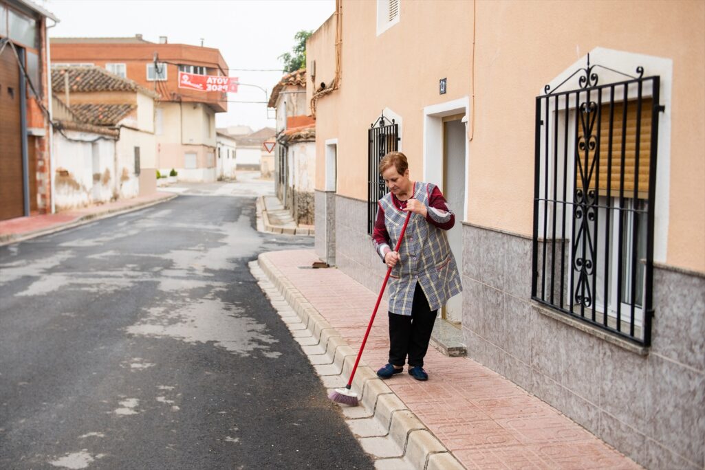 Rebajan la pena a uno de los condenados de La Manada por la ley del ‘solo si es si’ : Noticias de España