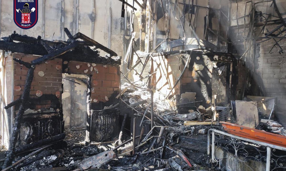 Dos personas continuan desaparecidas tras mortal incendio en discoteca de España : Noticias de