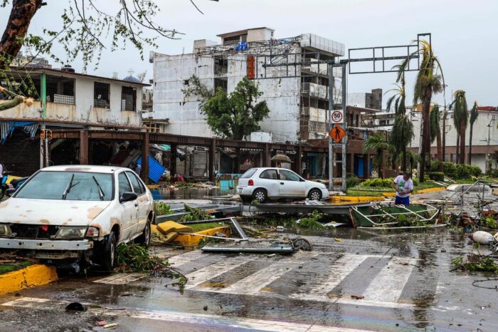 Estiman en $16,000 millones las perdidas tras el paso del huracan Otis en Mexico : Noticias de