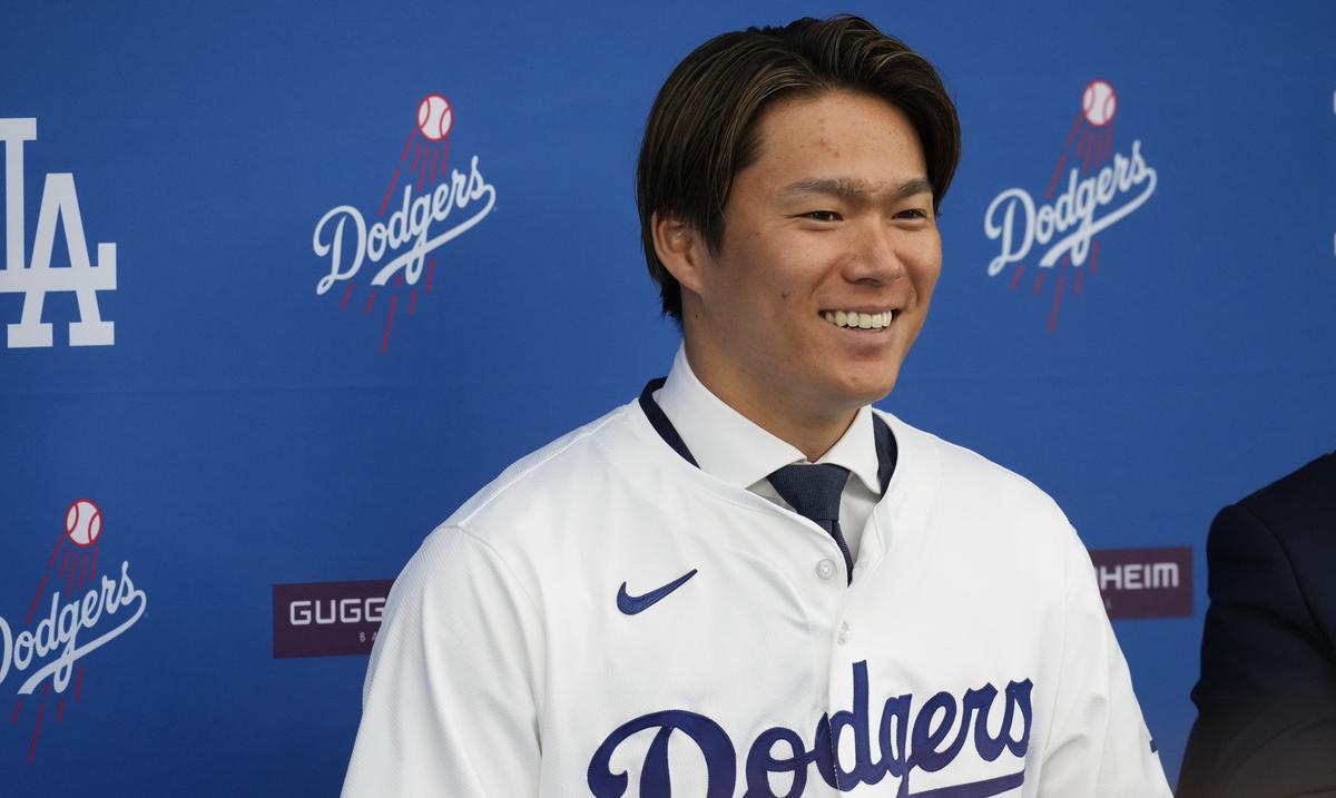 Dodgers oficializan firma y presentan al japones Yoshinobu Yamamoto : Deportes de Puerto Rico