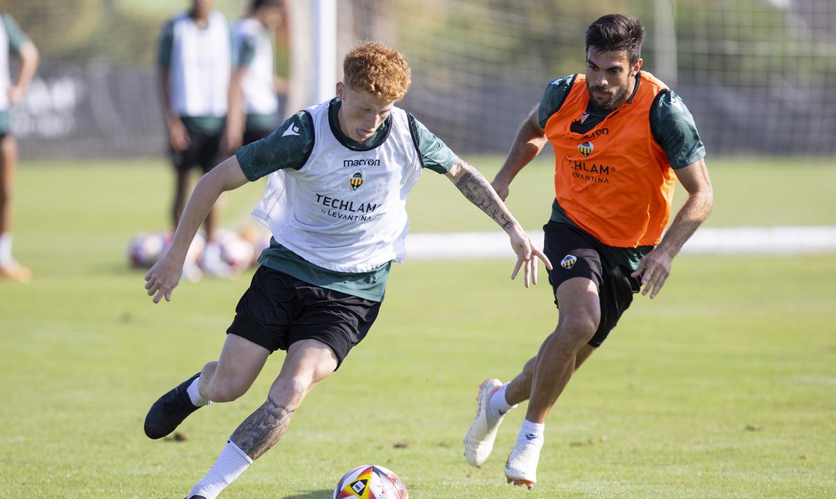 El boricua Jeremy de Leon va encaminado a fichar con el equipo filial del Real Madrid : Deportes de Puerto Rico