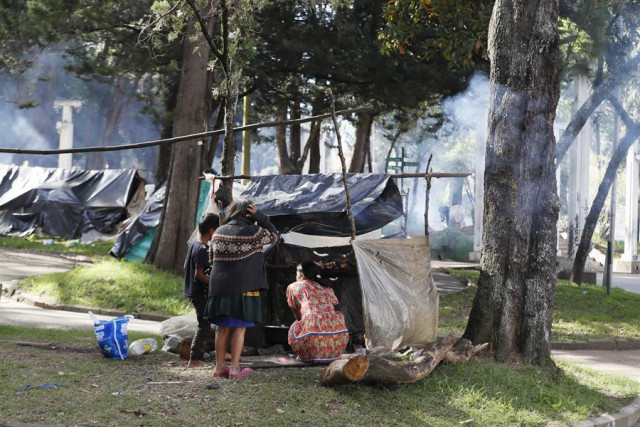 El Parque Nacional de Bogota oculta la realidad de indigenas desplazados por la violencia : Noticias de Colombia