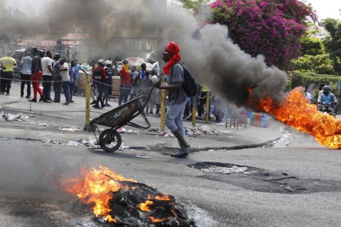 Matan a delincuentes durante ataque al Palacio Nacional en Haiti : Noticias de