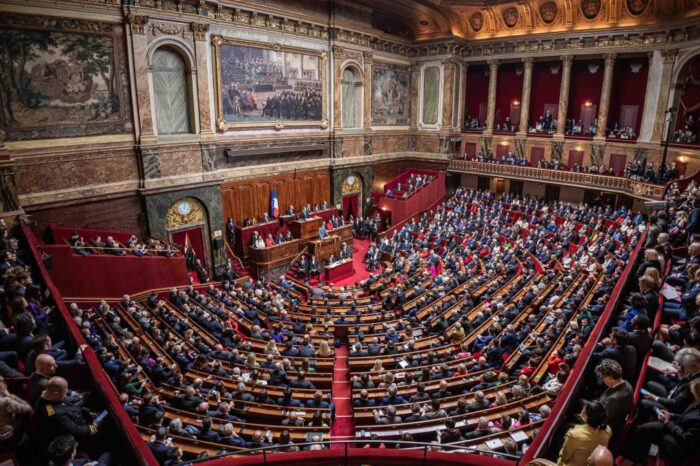 Historico: Francia inscribe el derecho al aborto en su Constitucion : Noticias de