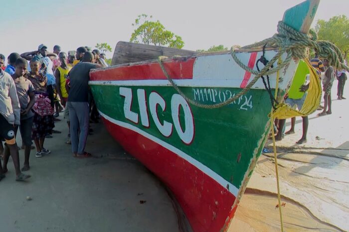 Hundimiento de ferry abarrotado frente a Mozambique deja al menos 98 muertos : Noticias de