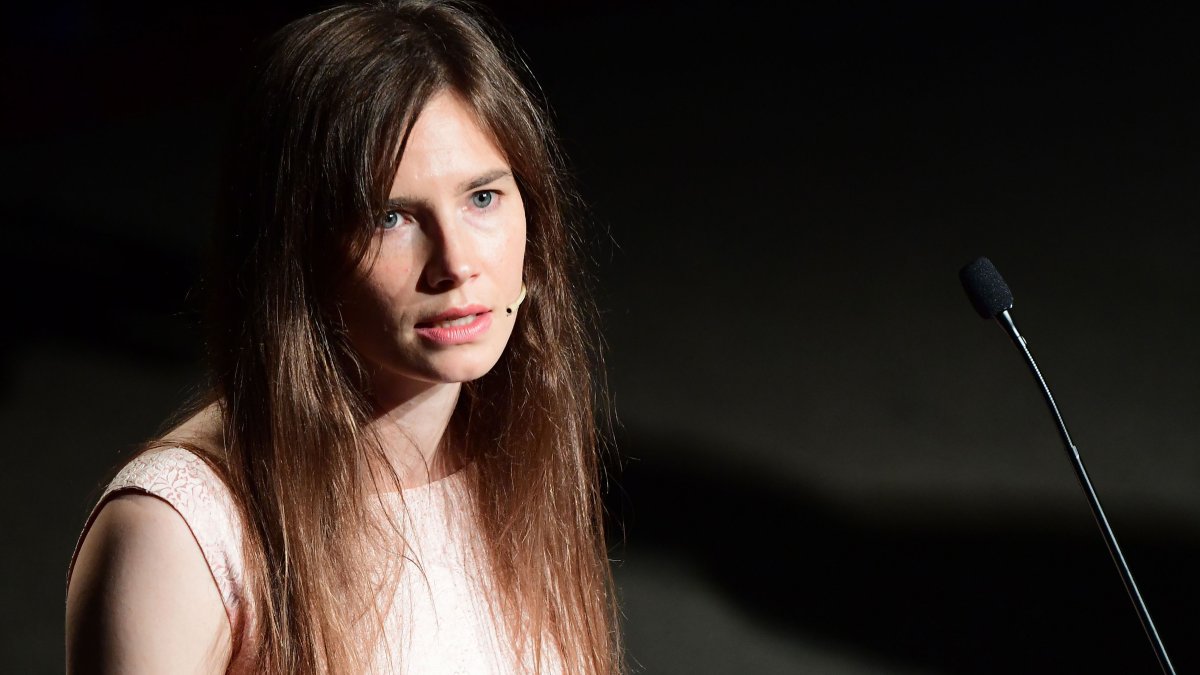 Italia juzga a Amanda Knox por calumnias 9 años despues de ser exonerada del asesinato de una amiga : Noticias de